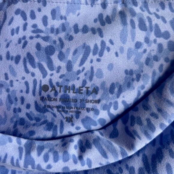 Athleta Elation 7" Short, Liquid Petals Victorian Periwinkle, 1X - Picture 5 of 5